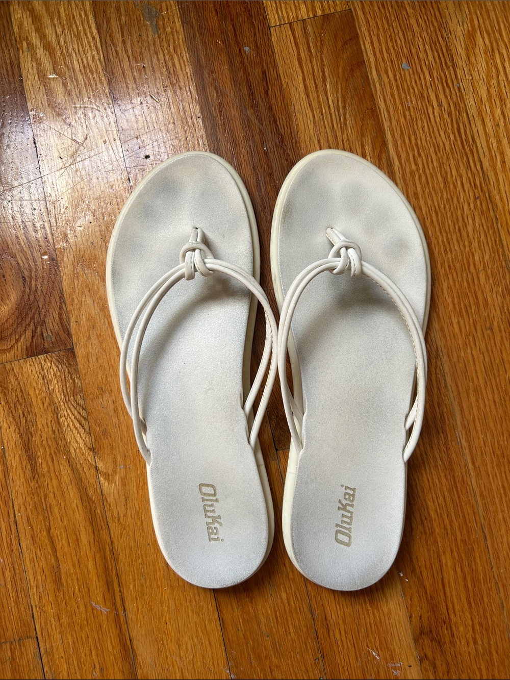 OluKai Women's Cream Knot-Strap Sandals